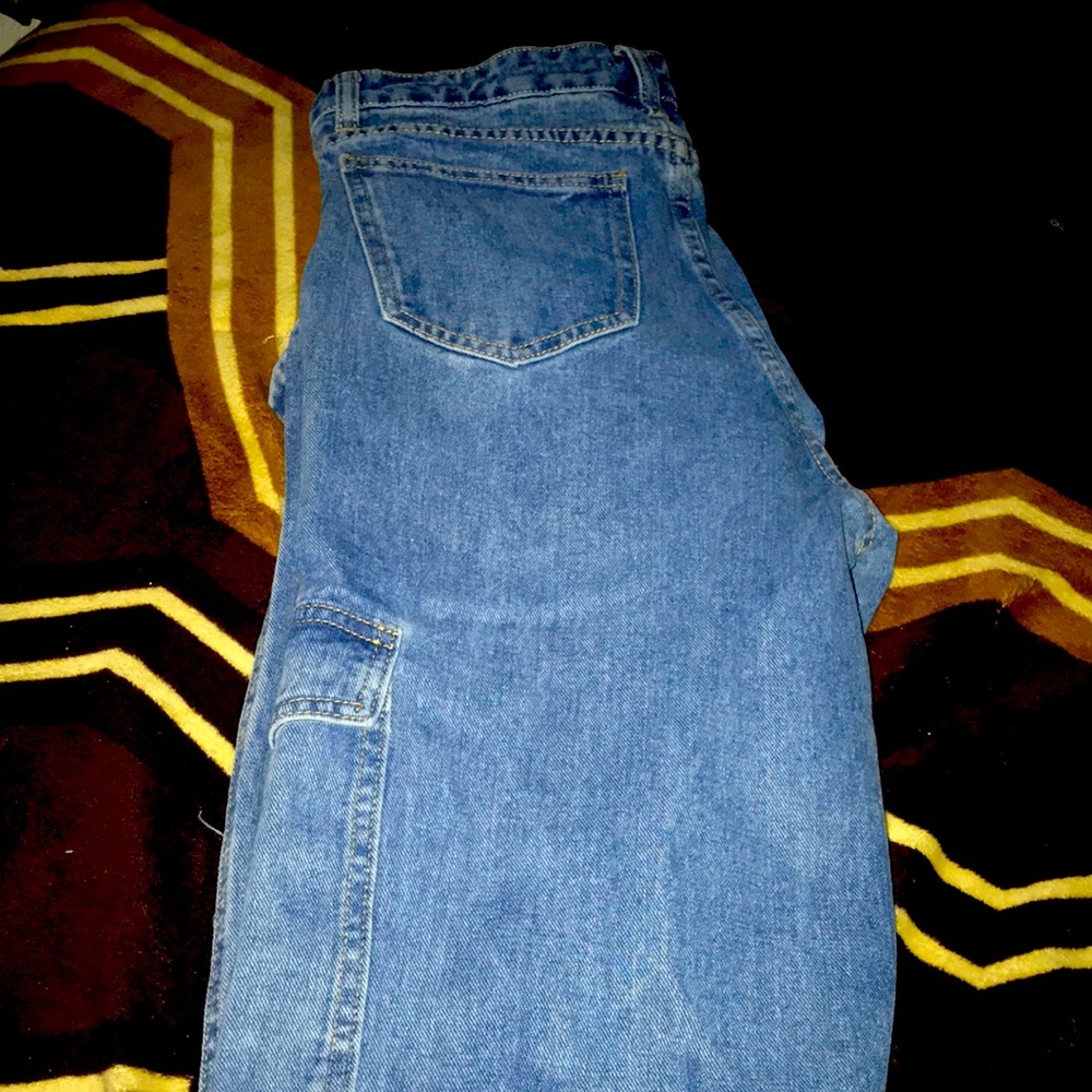 Blue baggy jeans💙